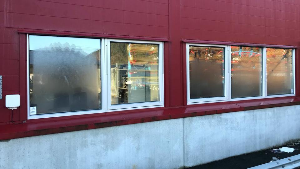 Bygger'n Os Vest valgte antidugg-vindu fra Lyssand